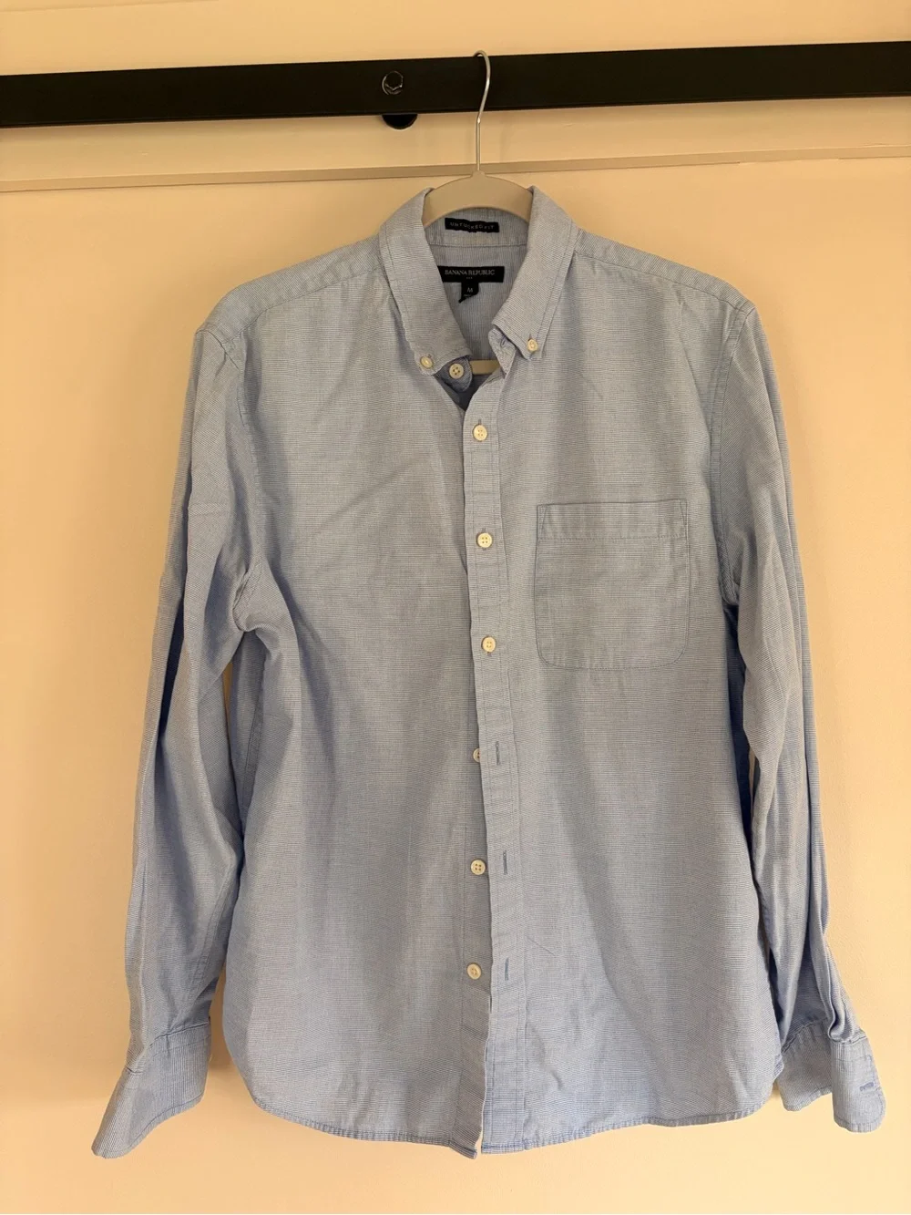 Banana Republic Light Blue Button-Down Untucked Oxford Shirt